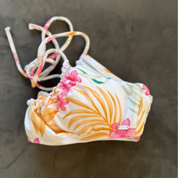 Billabong floral bikini top - Picture 2 of 3